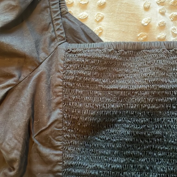 The Drop cropped linen top - Picture 4 of 5